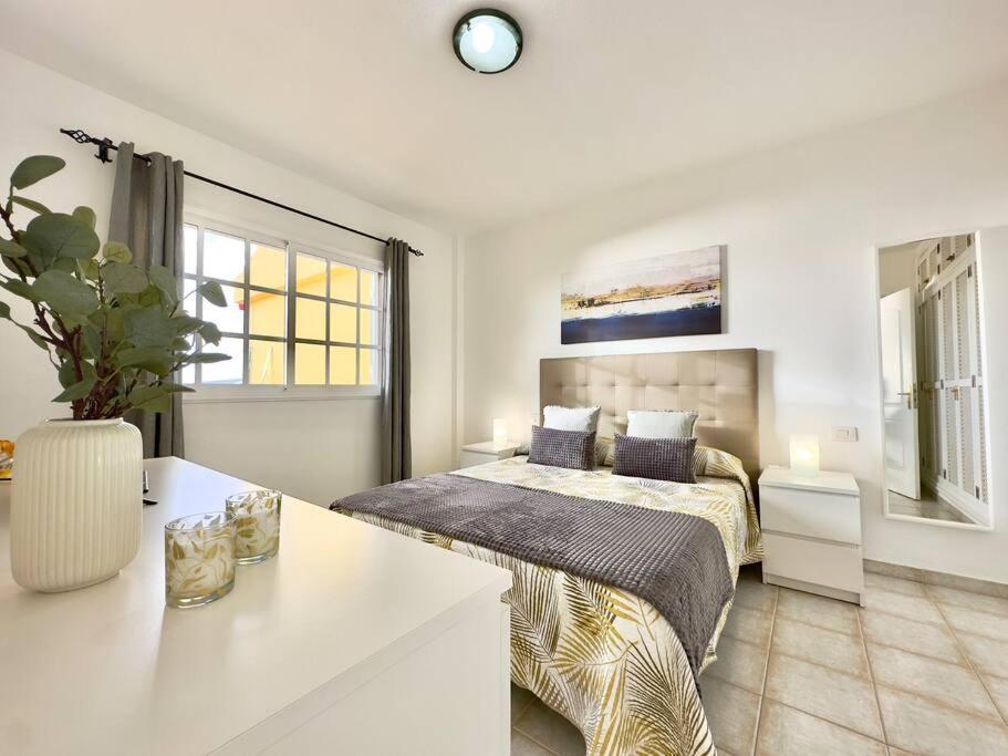Ferienwohnung Penthouse With Ocean Views - Torviscas Costa Adeje  Exterior foto