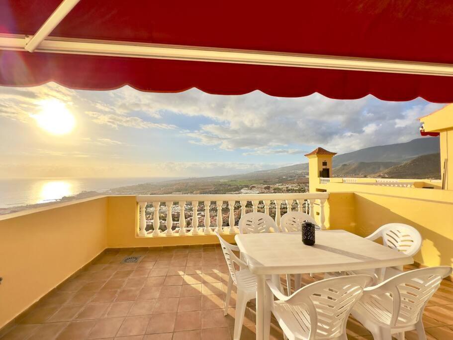 Ferienwohnung Penthouse With Ocean Views - Torviscas Costa Adeje  Exterior foto
